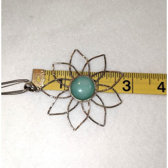 Milor Sterling Silver Chalcedony Flower Pendent on Triple Liquid Silver Chain - Picture 9 of 11
